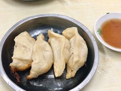 -黄阿姨锅贴大王(万航渡路店)