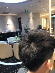 -罗亚帝造型