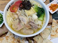 -蒙自源米线(东城星河城店)