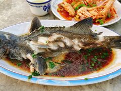 -四川小胡子海鲜(丁村万人海鲜广场店)