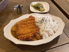 咖喱炸猪排堤坝饭-Ginko银子(青龙街店)