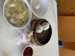 -绿杨馄饨临顿路店