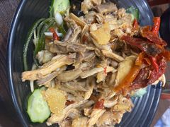 -陈老斯呼尔嗨吃烧烤(科巷店)