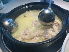 榴莲椰子鸡-百年果林椰子鸡(中洲店)