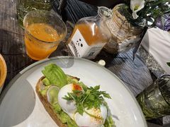 牛油果温泉蛋吐司-O'mills Sourdough Bakery&Bistro(永嘉路店)