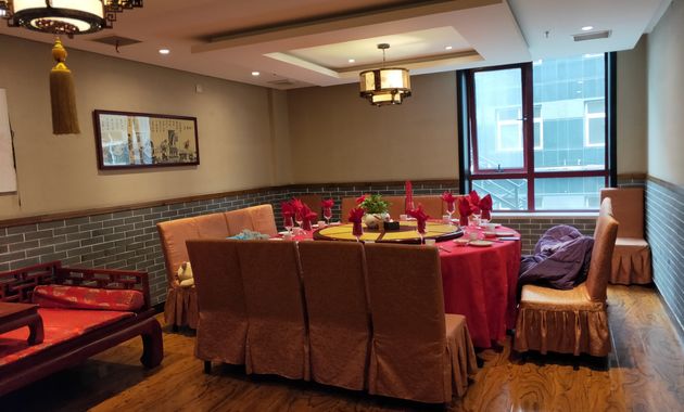 鸿运京味堂宴会厅北大畅春园店