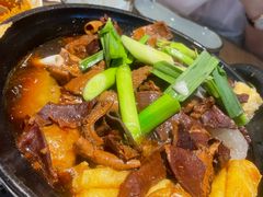 广式牛杂煲-炉角·鲍鱼牛腩煲(国贸商城店)