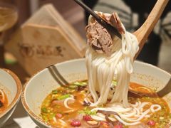 -百春原湖南牛肉粉(百联世纪店)