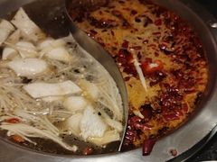 -沸炉重庆老火锅(军事博物馆店)