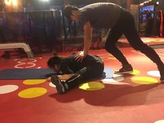 -GYMPLUS私教健身会馆(大悦城店)