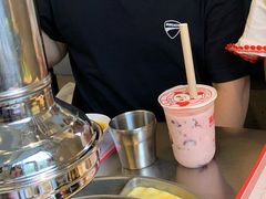 草莓摇摇奶昔-蜜雪冰城(浙江大学店)