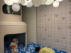 -涨巢·潮玩水疗局