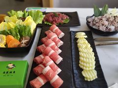 -马家斑.鲜鱼火锅(松湖万科店)