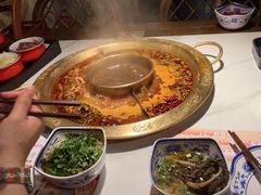 -哥老官重庆美蛙鱼头(日月光店)