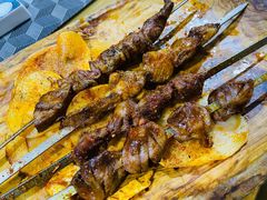 -乡村馕坑肉·烧烤·新疆菜·本地人更爱吃(阿勒泰首店)
