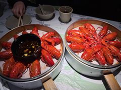 -巴厘龙虾·榜首油焖大虾(音乐学院·沿江酒馆店)