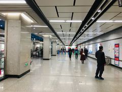 -体育场(地铁站)