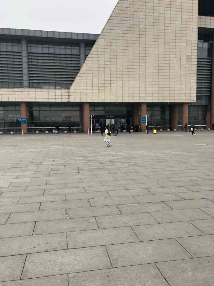 沧州西高铁站-"我是下了车,直接坐夜业一路.这个普通话的.