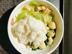 荠菜鱼丸-北大学一食堂