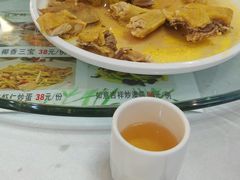 -泉龙渔村·粤式早茶·金牌烧鹅(中山三乡店)