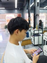 -藤野造型烫发染发