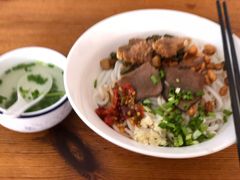 桂林卤菜米粉-牛八宝桂林米粉(八里庄店)