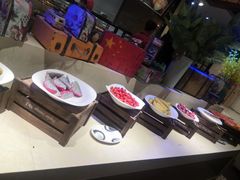 -阪尚皇·原切牛排·烤肉火锅自助(北京路店)