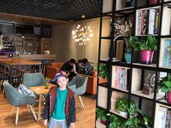 -ZING COFFEE 镜咖啡