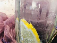 -ZING COFFEE 镜咖啡