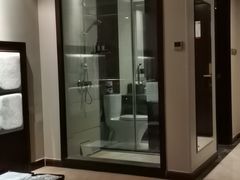 -锦龙国际酒店(天津奥体中心华苑地铁站店)