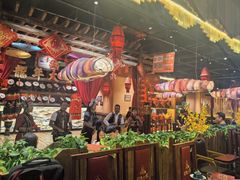 -老滇山寨•云南特色菜•地方菜•民族风情歌舞表演(金碧店)