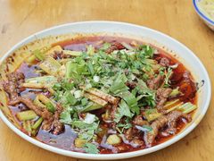 芹菜炒牛肉丝-杨三娘跷脚牛肉(羊子山西路店)