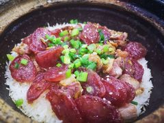 腊肠腊肉煲仔饭-红星光发煲仔饭(大石街店)