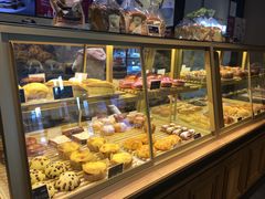 面包甜点陈列柜-多乐之日(公园茂店)