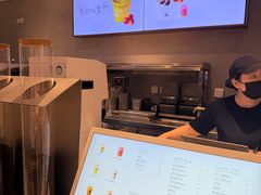 -喜茶(北京华贸购物中心店)