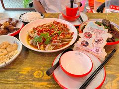 -老闵田螺馆·南昌特色小炒(梦时代店)