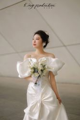 -Color卡诺婚纱礼服馆(南京严选店)