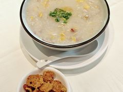 驰名荔湾艇仔粥-侨美·唐荔园·40年地道粤菜