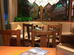 -云海肴·汽锅鸡·云南菜(天山百盛优客店)