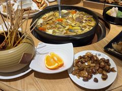 -一朵菌·野生菌探索家火锅(南亚店)