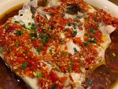 剁椒鱼头-湘聚缘湘菜馆(斜土路店)