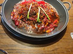 -萍姐火锅·公路夜市(武汉首店)