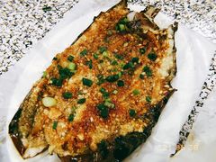 -蚝哥花姐湛江烤生蚝(美丽湾市场店)