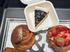 -BUTTERFUL&CREAMOROUS 黄油与面包(三里屯太古里店)
