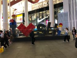 -乐高品牌旗舰店(人民广场店)