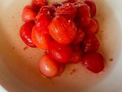 冰镇圣女果-野蔓果·山野菜(西湖景区·龙井茶田店)