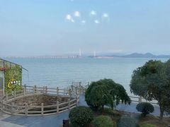 -鹰龙海畔度假酒店(咸祥店)