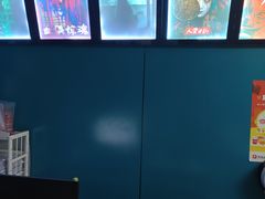 -荒岛实景沉浸密室(江汉路1店)