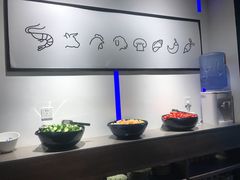 -尚尚仙·酸汤猪手·猪肚鸡火锅(华联万柳购物中心店)