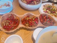 -隔壁老王·家常云南菜(花巷店)